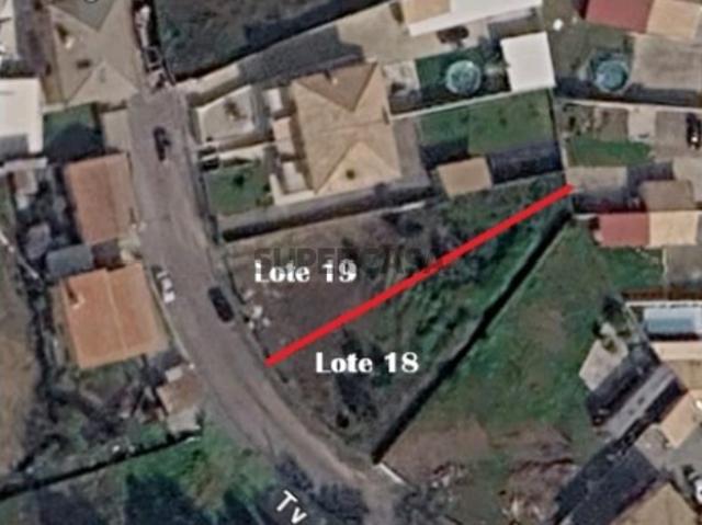 LOTE PARA MORADIA EM ESCARIZ, PRÓXIMO DA A32
