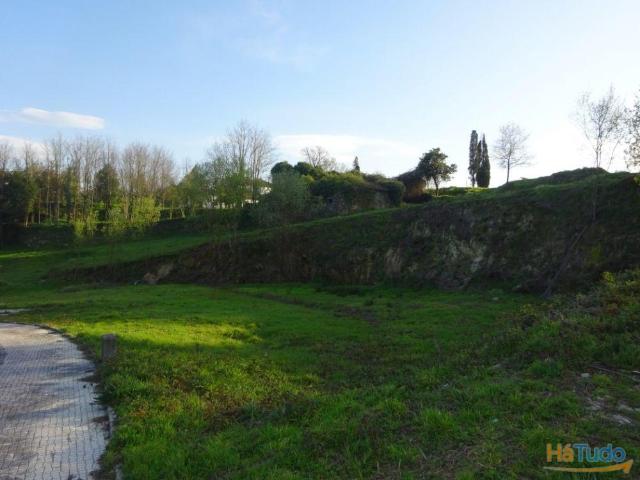 LOTE P/CONSTRUÇÃO ? 864 m2 ? OLIVEIRA DE FRADES | 26083342725