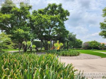 Lote residencial en venta cerca de área verde