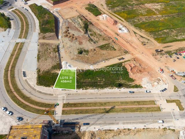 Lote terreno para Predio | 12 Fogos