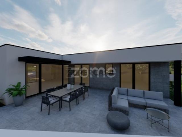 Lote Urbanizável com projeto aprovado para moradia isolada T4