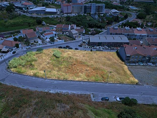 Lote Urbano com 3600m² Potencial Ilimitado no Olival Santíssimo