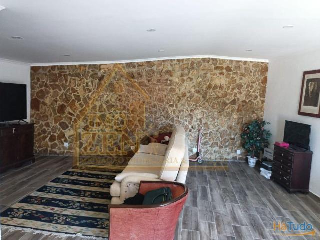 Lote urbano com Moradia T3 localizada na freguesia de Alvorninha | 26084099884