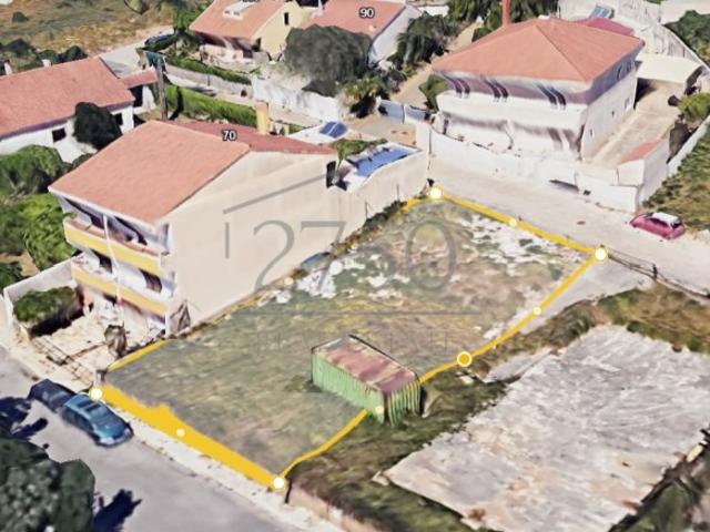 Lote Urbano de 419 m² em São Domingos de Rana