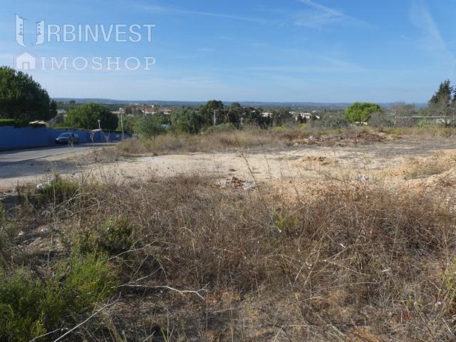 Lote urbano para construção de edifício comercial ou industrial