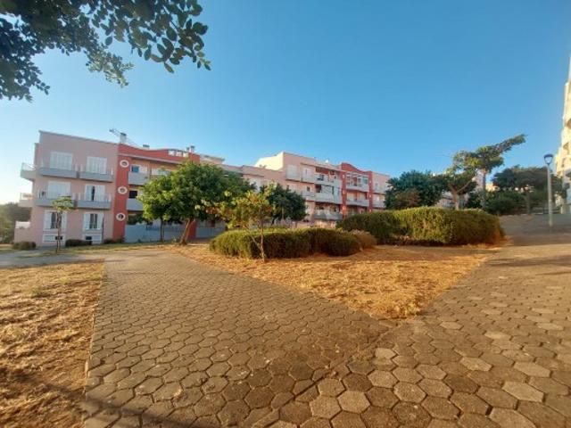 Lote Urbano para construção de espaço comercial, Lagos, Algarve