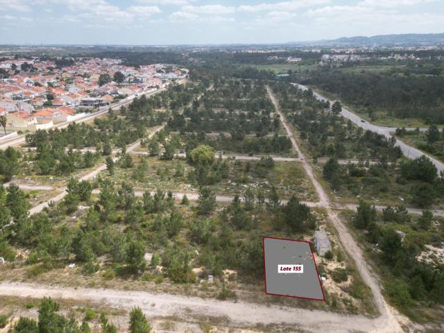 Lote 155 para construção de moradia na Quinta do Conde