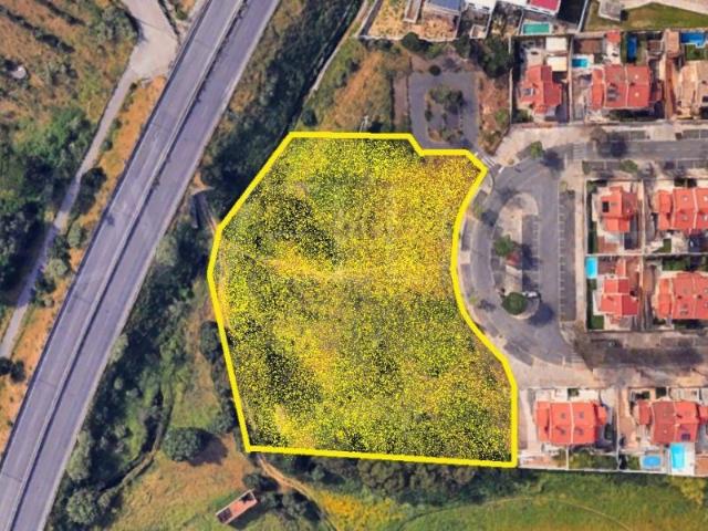 Lote 22 com 6.166m2, para campos Padel, edifício e estacionamento