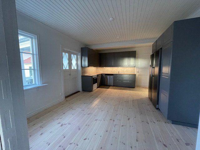 Lötens Skola, Nyköping