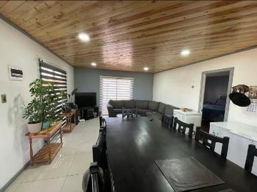 Lotes y Terrenos Nueva Imperial | venta | PARCELA DE 5.000 m2 con 3 casas, quincho, galpones y piscina nva. Imperial. CLP 250000. 00