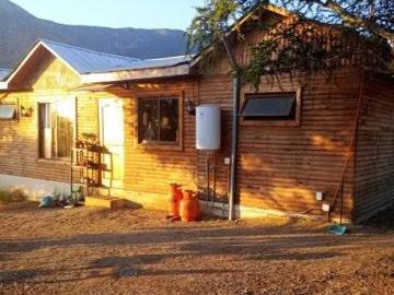 Lotes y Terrenos Curacaví | venta | Vendo parcela de 5000 m2 con 4 casas: CLP 250000. 00
