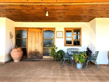 Lotes y Terrenos Pelarco | venta | Pelarco casa 594m2 construido, piscina 157128: clp 1600. 00