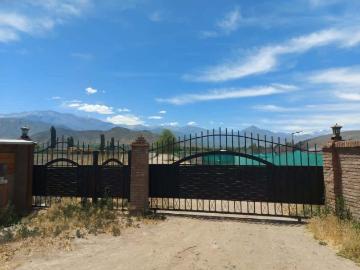 Lotes y Terrenos Santa María | venta | SITIO Venta de terreno con agua potable y regadío, energía eléctrica: CLP 62000. 00