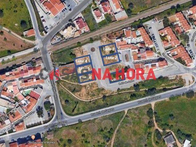 LOTES DE TERRENO PARA CONSTRUÇÃO DE MORADIAS E APARTAMENTOS NO PARCHAL, LAGOA | 26081741904
