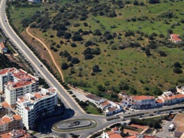 Lotes de terreno para construção de apartamentos em Lagos