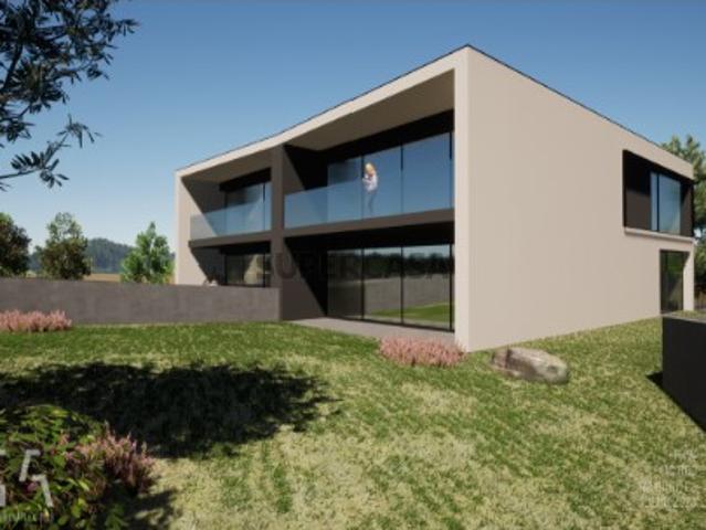Excelente Oportunidade de Investimento em Alburitel Projeto de Arquitetura Moderna Aprovado