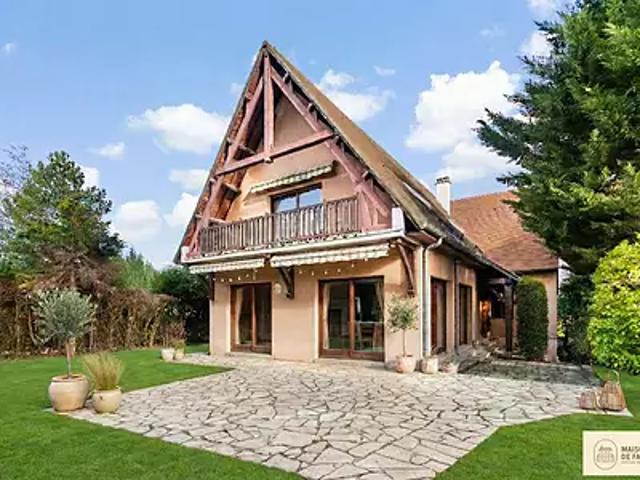 Louveciennes 78430 Achat / Vente maison 9 pièces t9 terrasse cave