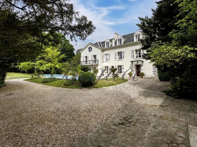 Louveciennes 78430 Maison 600 M² Terrain 4000 M² M. 593m² Louveciennes