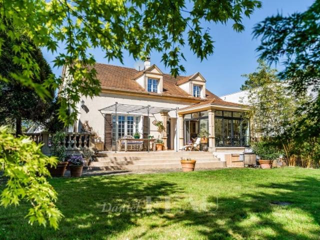 LOUVECIENNES MAISON FAMILIALE 4 CHAMBRES