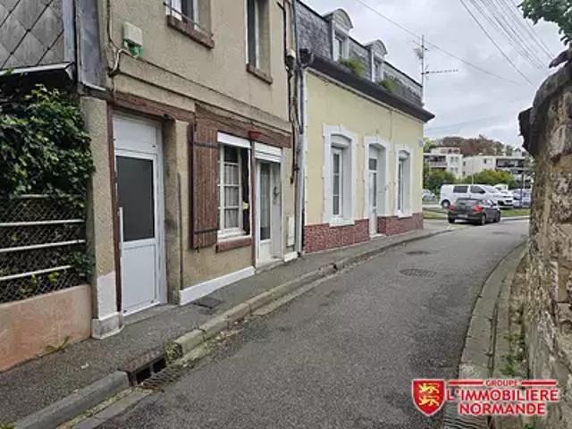 Louviers 27400 Achat / Vente appartement 1 pièce t1 au dernier étage terrasse
