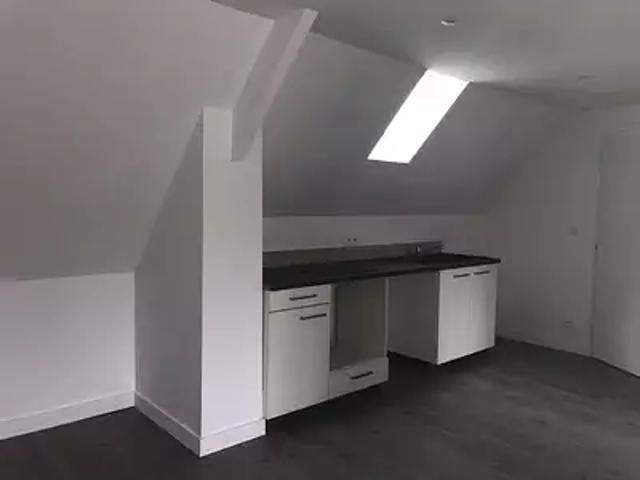 Louviers 27400 Location appartement 2 pièces t2 au dernier étage