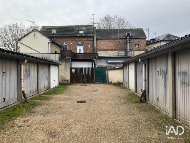 Louviers Location Parking / Garage 27