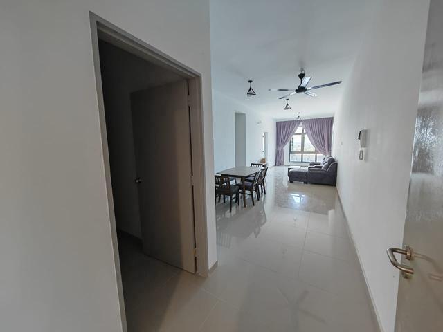 Louvre Residence Country Heights Kajang near Putrajaya Serdang Ukm Upm