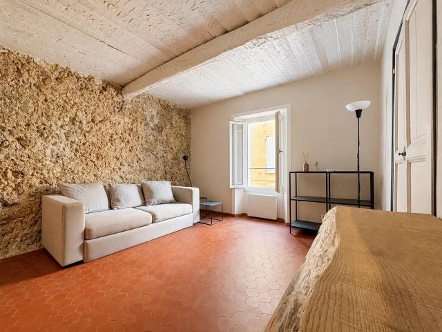 Lou Cantoun Maison de village — La Roquette sur Siagne | 43. 43m² La Roquette sur Siagne