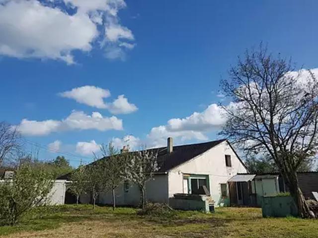 Louailles 72300 Achat / Vente maison 9 pièces t9 au dernier étage