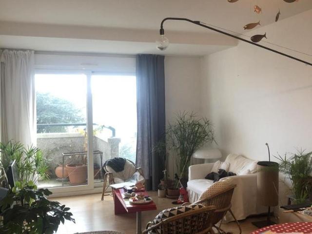 Loue Appartement à Rezé 8 Mai Appt T3 76 m2 garage