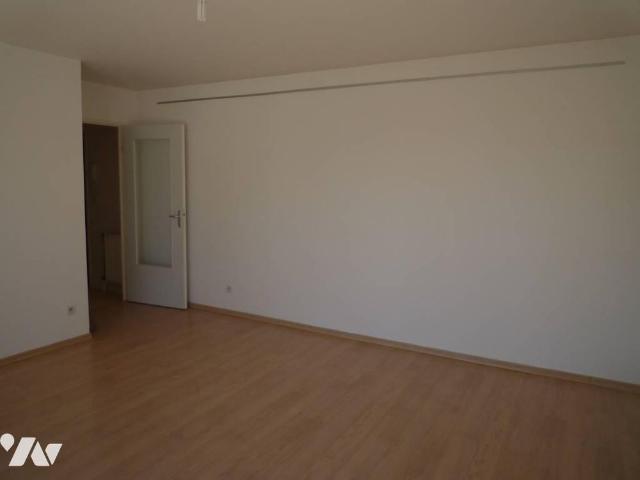 Loue Appartement à Rezé T3 3ème étage ascenseur GARAGE