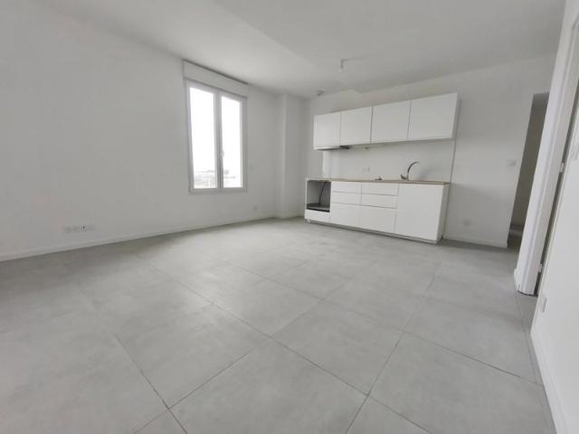 Loue appartement T2 neuf à Béziers