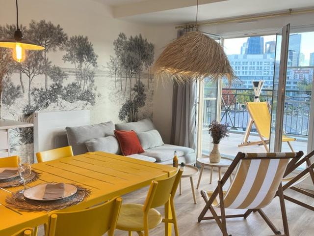 Loue chambre en colocation Duplex 243 m²