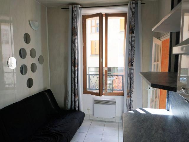Loue studio 19m2 Paris 19