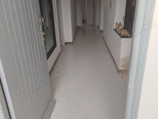 Loue studio Meublé
