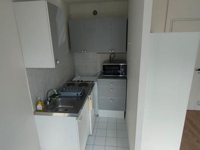 Loue Studio Montparnasse 28m2