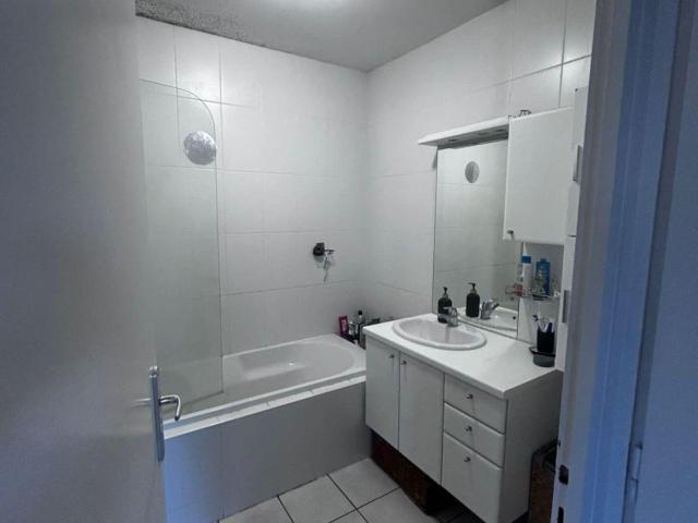 Loue T4 sur le plateau de Saint Rambert 69009