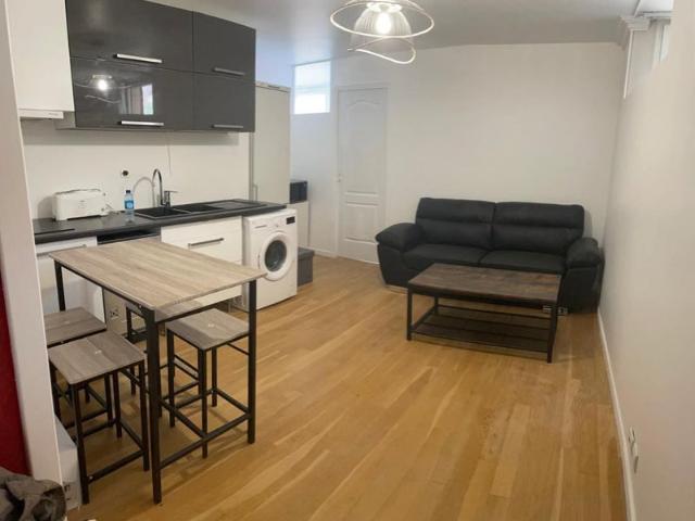 Loue 2 chambres meublées en colocation