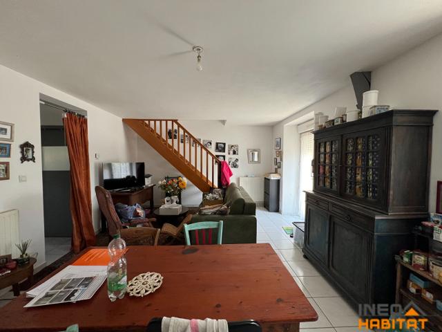 Louer Appartement 4 pièces 84 m²