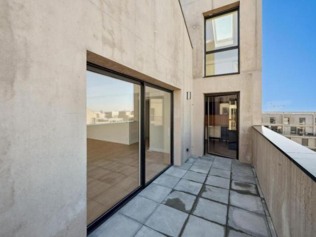 Louer appartement 5 pièces de 160 m²