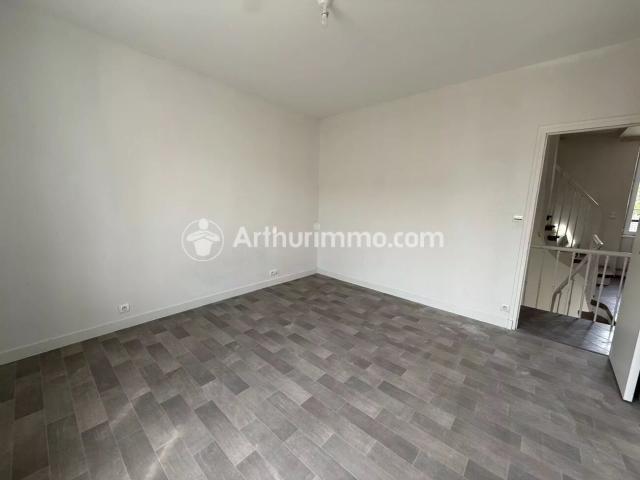 Louer appartement de 4 pièces 96 m² 755 € à Saint Astier 24110: une annonce Arthurimmo.com
