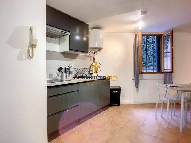 Louer appartement de 1 pièce 24 m² 370 € à Perpignan 66000: une annonce Arthurimmo.com