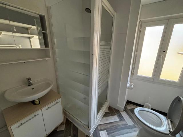 Louer appartement de 1 pièce 20 m² 360 € à Niort 79000: une annonce Arthurimmo.com