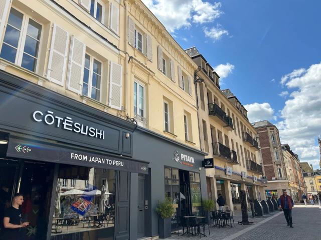 Louer appartement de 3 pièces 57 m² 799 € à Chartres 28000: une annonce Arthurimmo.com