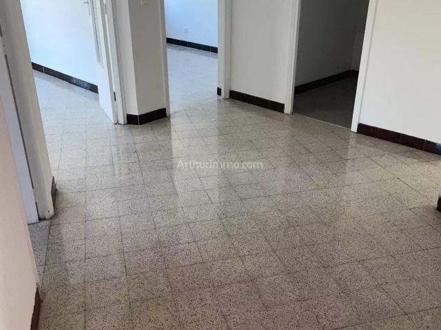 Louer appartement de 3 pièces 66 m² 650 € à Digne les Bains 04000: une annonce Arthurimmo.com