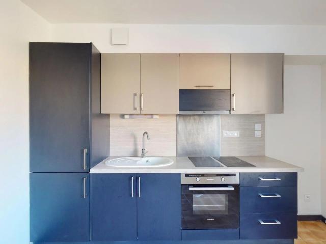 Louer maison de 2 pièces 38 m² 640 € à Chartres 28000: une annonce Arthurimmo.com