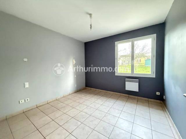 Louer maison de 4 pièces 91 m² 800 € à Neuvic 24190: une annonce Arthurimmo.com