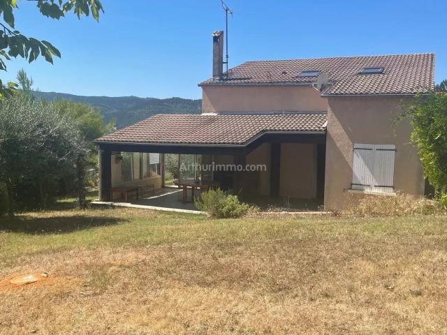 Louer maison de 6 pièces 97 m² 1 200 € à Aiglun 04510: une annonce Arthurimmo.com