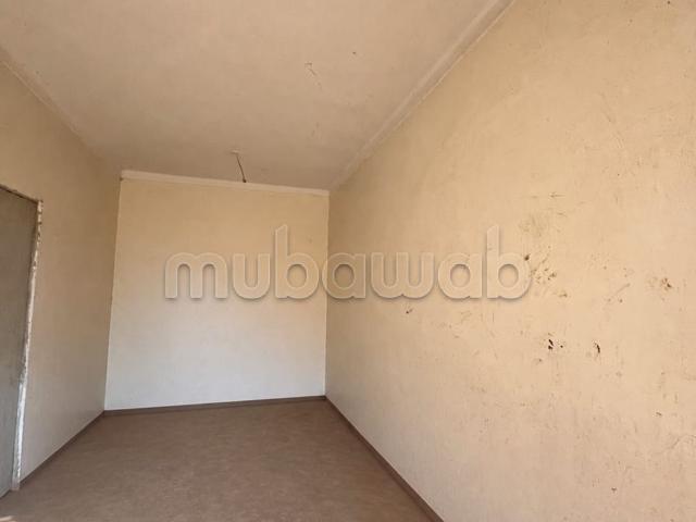 Louez ce local commercial à Massira 2. Surface de 16 m²