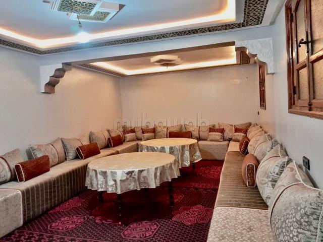 Louez cet appartement à Aourir. Location saisonnière ou longue durée 3 chambres agréables. Meublé